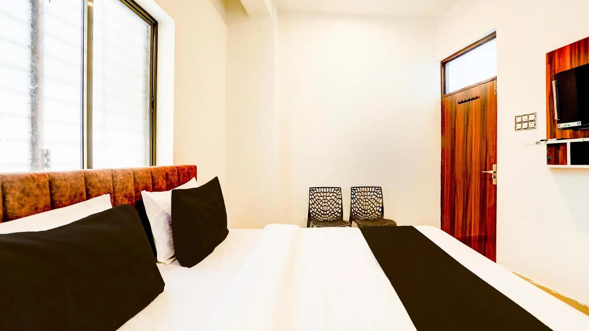 Hotel O Aditya Residency Varanasi India